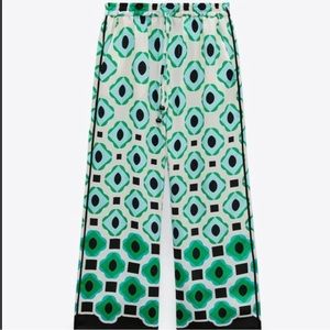 ZARA geometric green & black pants